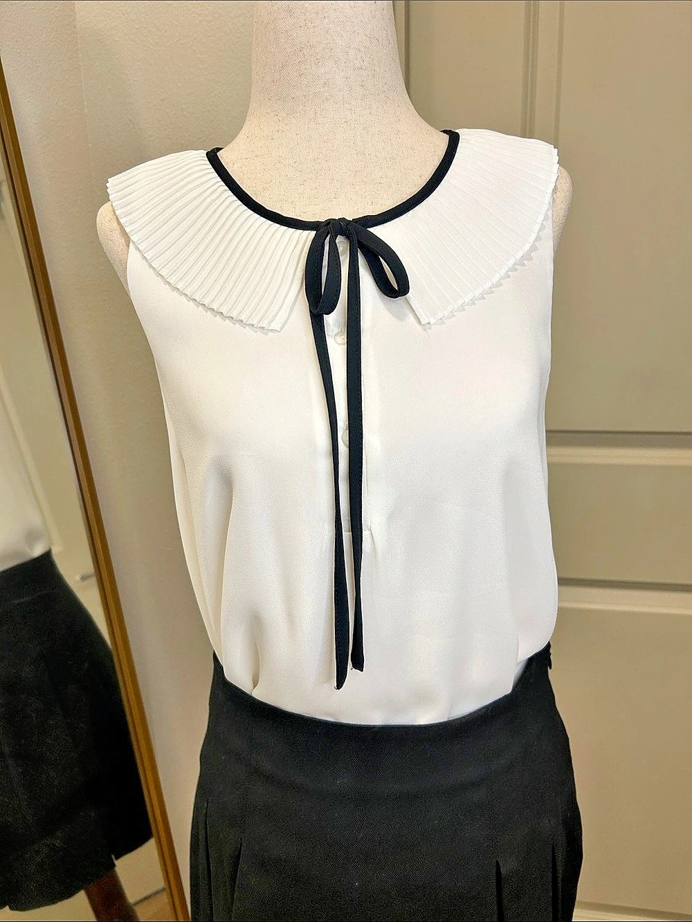Zara TRF White Sleeveless Pleated Cape Collar Bow Tie Blouse Top XS